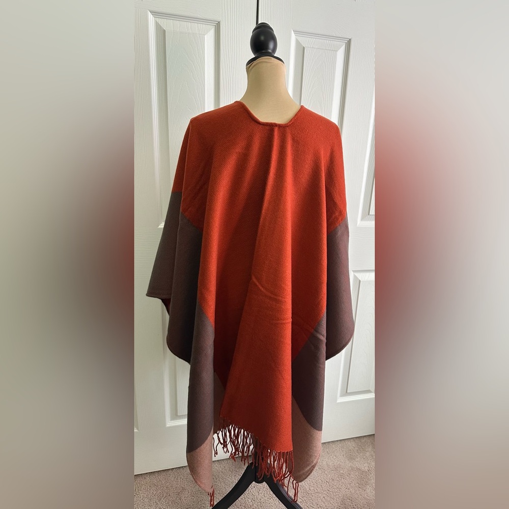 Echo Women's Red and Brown Poncho - Picture 3 of 4